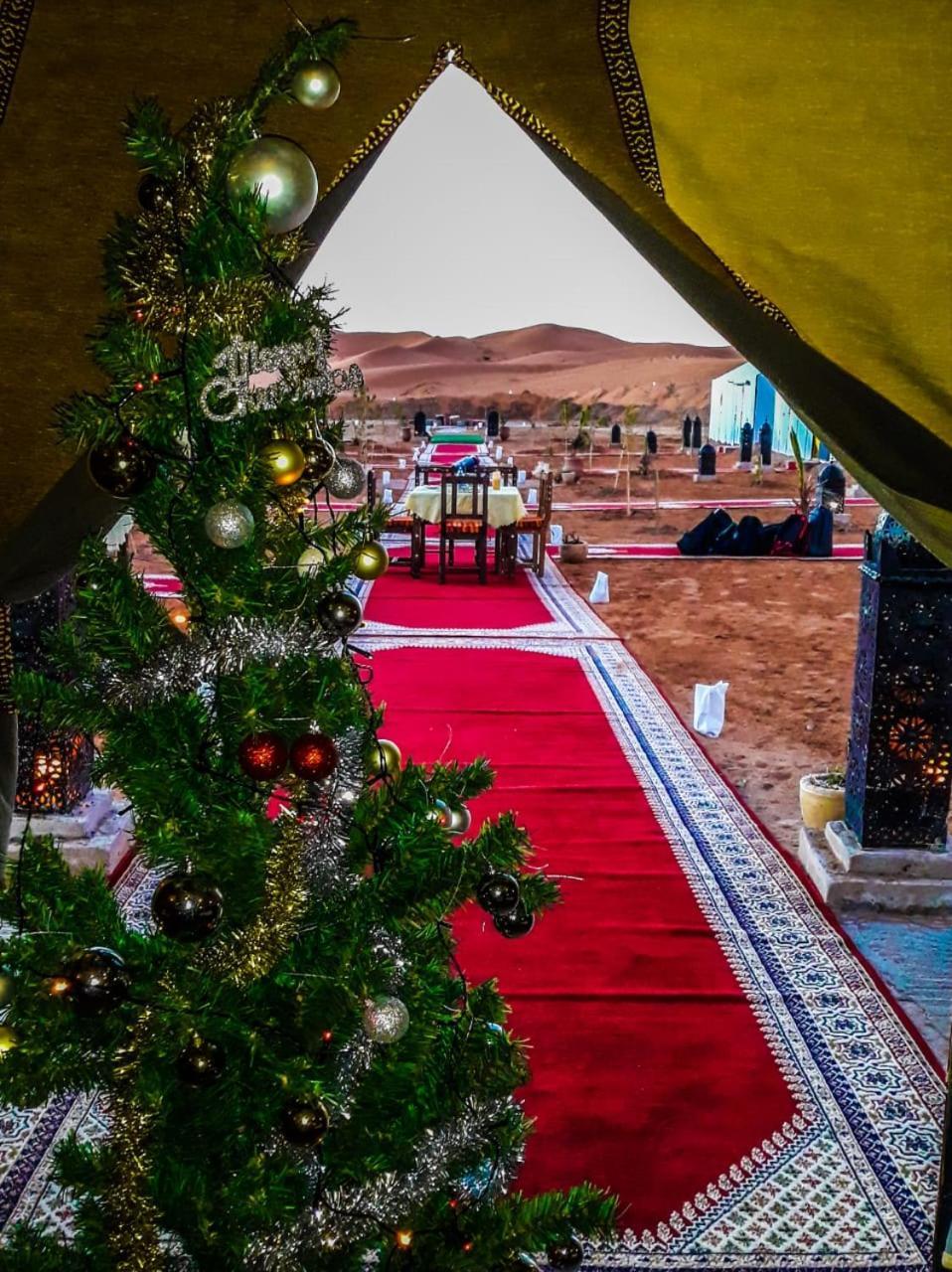 Sahara Majestic Luxury Camp Hotel Merzouga Exterior photo Christmas in the desert