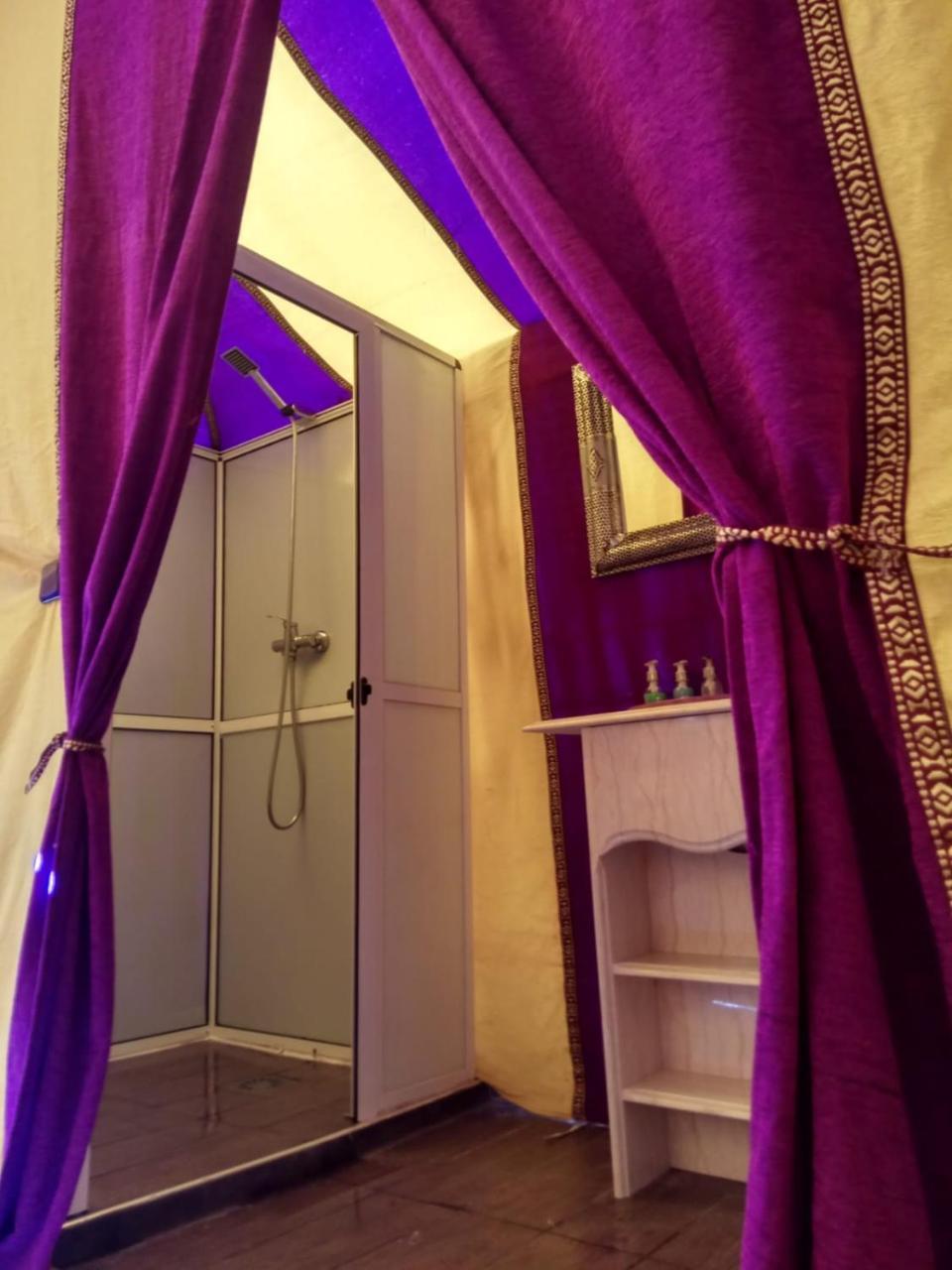 Sahara Majestic Luxury Camp Hotel Merzouga Exterior photo Shower in a tent