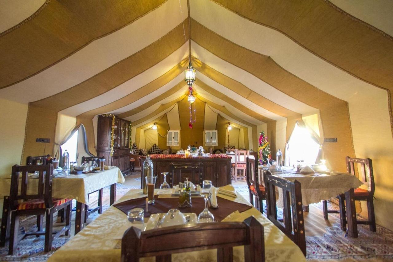 Sahara Majestic Luxury Camp Hotel Merzouga Exterior photo The dining room at the Al Maha Desert Resort