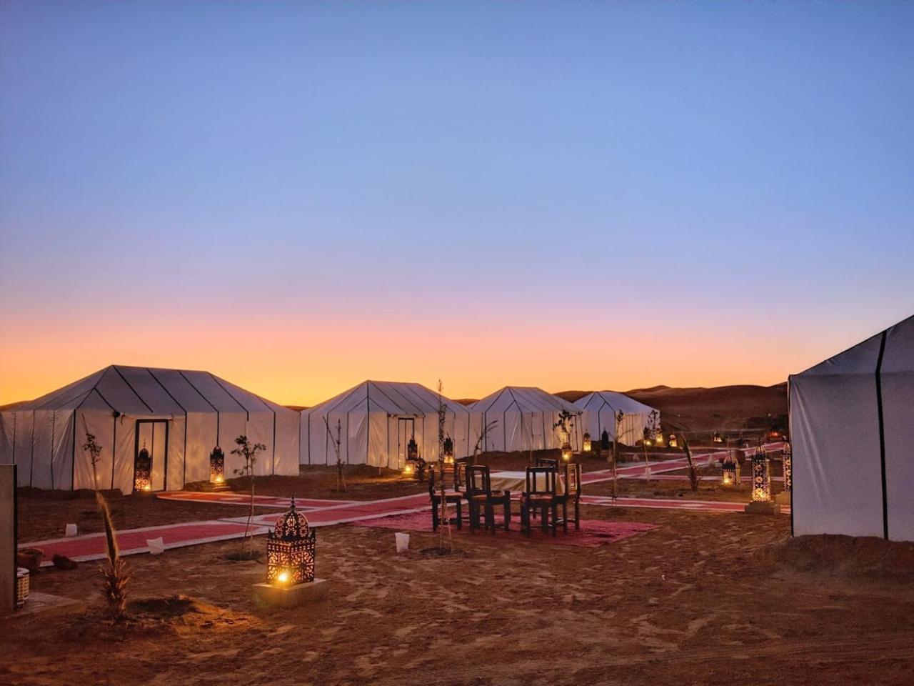 Sahara Majestic Luxury Camp Hotel Merzouga Exterior photo Luxury desert camp in the Sahara