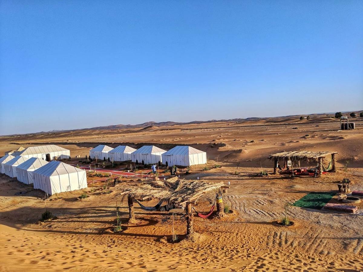 Sahara Majestic Luxury Camp Hotel Merzouga Exterior photo A camp in the desert